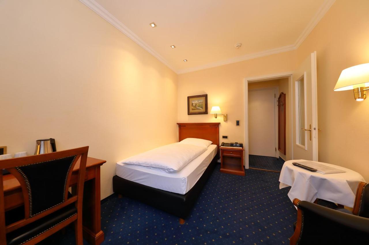 โซลดาเนลลา Hotel เซนต์โมริตส์ ภายนอก รูปภาพ