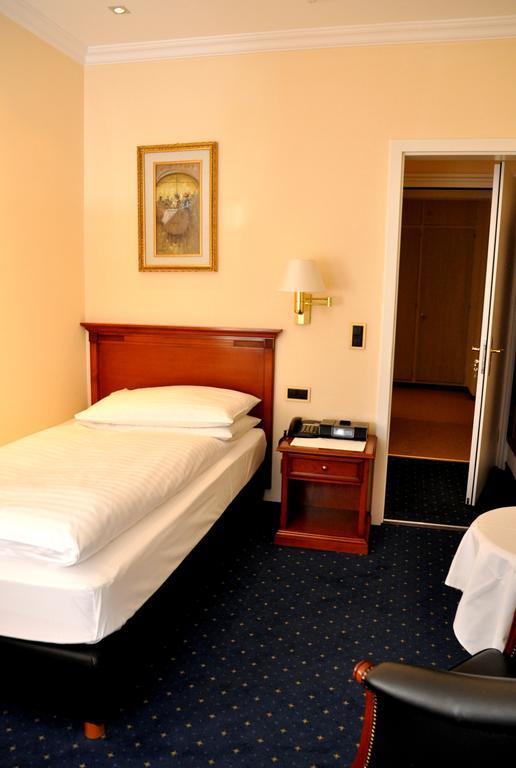 โซลดาเนลลา Hotel เซนต์โมริตส์ ภายนอก รูปภาพ