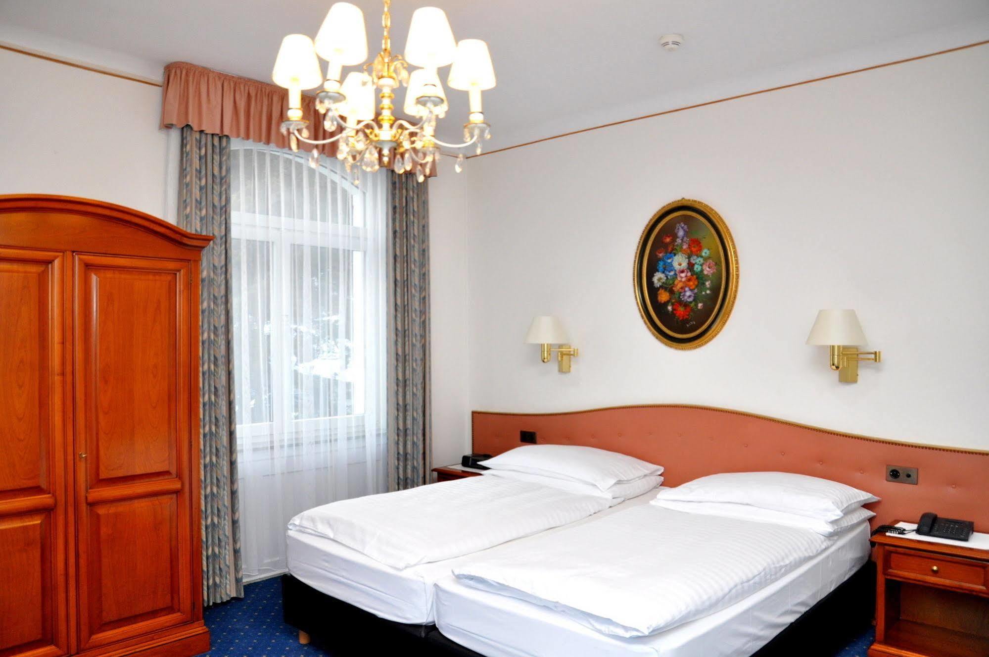 โซลดาเนลลา Hotel เซนต์โมริตส์ ภายนอก รูปภาพ